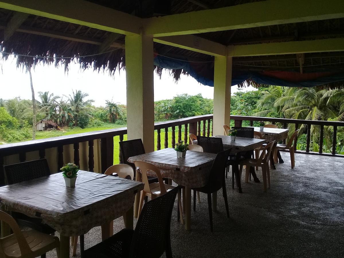 Josurfinn, Puraran Beach Baras  Exterior foto